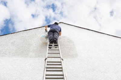 Peinture extérieure à Helleville — façades et ravalement
